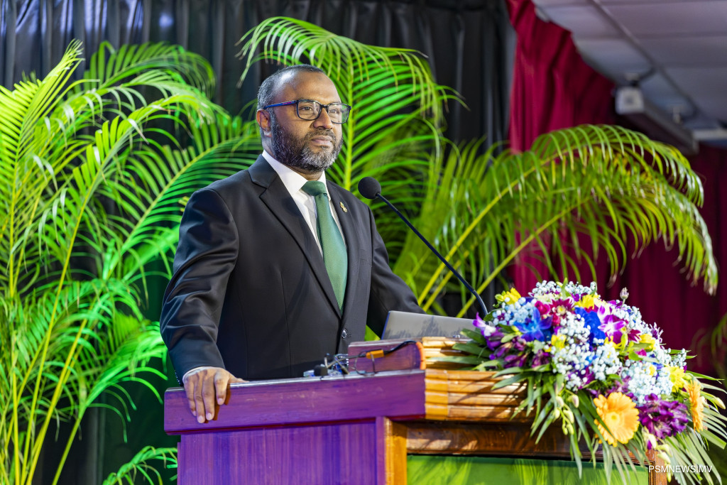 ހުތުބާގެ މައުލޫޢު އިމާމުންނަށް ދޫކޮށްލައިފިނަމަ ހަމަނުޖެހުން އުފެދޭނެ: ޝަހީމް