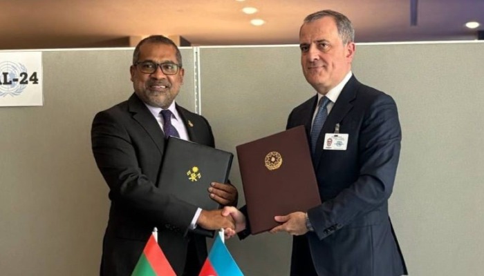 ދިވެހިންނަށް އަޒަރުބައިޖާނަށް ވިސާނެތި ދަތުރުކުރެވޭނެ އެއްބަސްވުމެއްގައި ސޮއިކޮށްފި