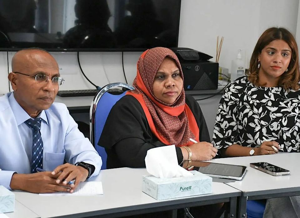 މިޑިއާ ބިލްގެ މައްސަލަ ހޫނުވިތާ ހަފްތާއެއް ފަހުން އެޗްއާރުސީއެމްއިން ބިލަށް ފާޑު ކިޔައިފި