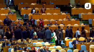 އދގެ މަޖިލީހުގައި ނަތަންޔާހޫ ވާހަކަދައްކަން ފެށުމާއެކު ދިވެހި ވަފުދު ހޯލް ދޫކޮށް ނުކުމެއްޖެ