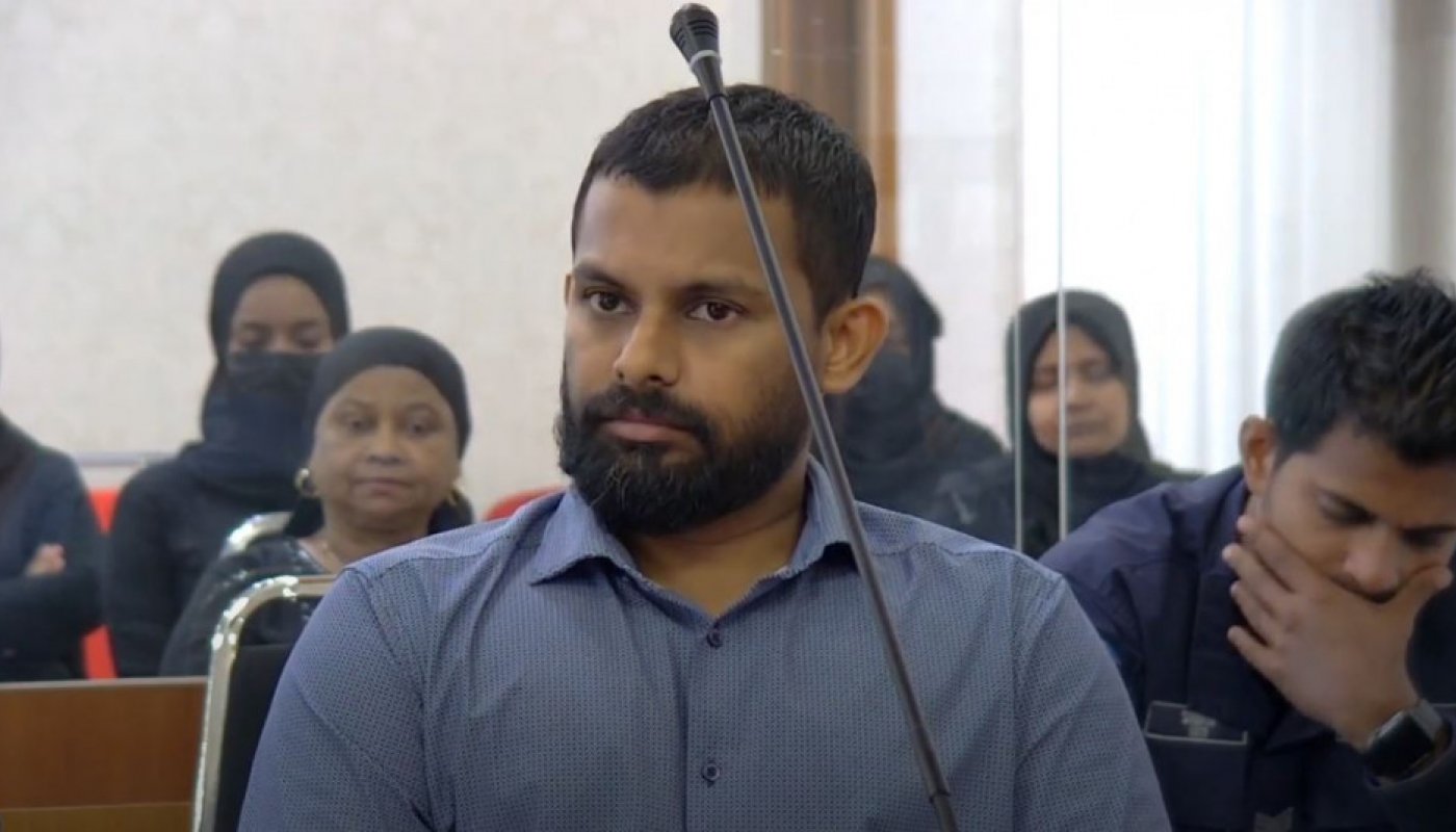 ކުރީގެ އިމިގްރޭޝަން ކޮންޓްރޯލަރު ޝަމްއާންގެ މައްޗަށް ކުރެވޭ ތިން ދައުވާއެއްގެ ޝަރީއަތް މާދަމާ