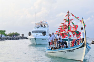 އެންމެ ކުރު މުއްދަތެއްގެ ތެރޭ އެންމެ ގިނަ ރަށްރަށަށް ވަޑައިގެންނެވުމުގެ ރެކޯޑު ރައީސް މުއިއްޒުއަށް