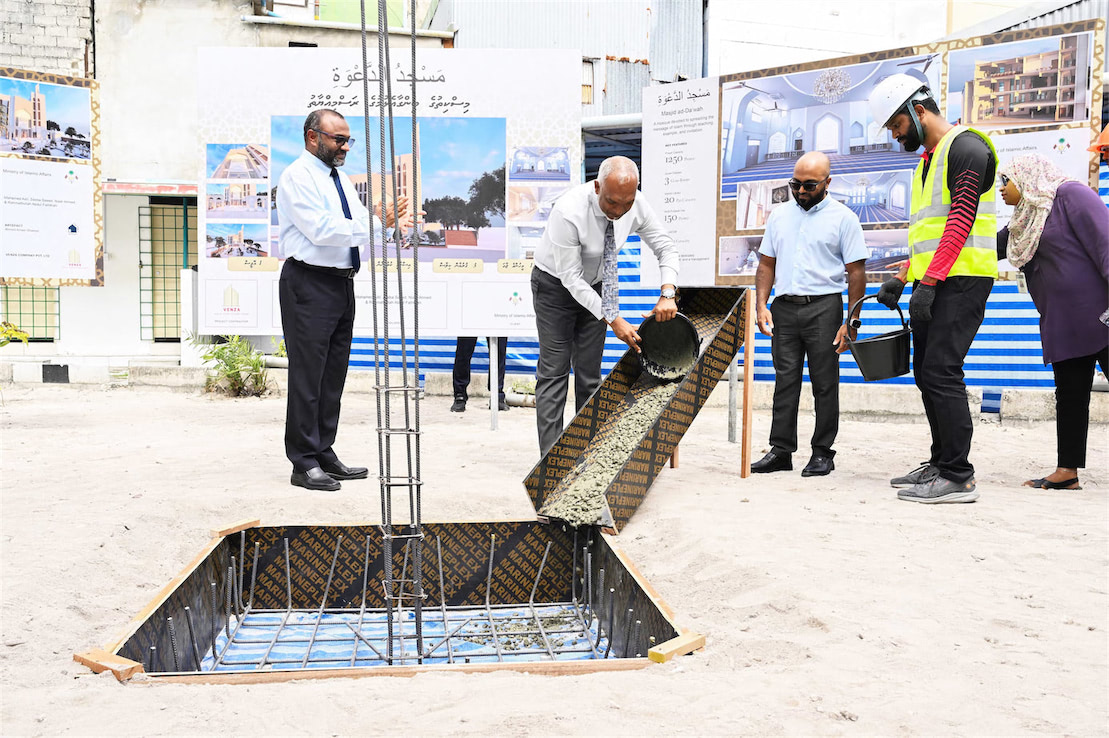 ރައީސުލްޖުމްހޫރިއްޔާ، މަސްޖިދުއްދަޢުވާގެ ބިންގާ އަޅުއްވައިދެއްވައިފި