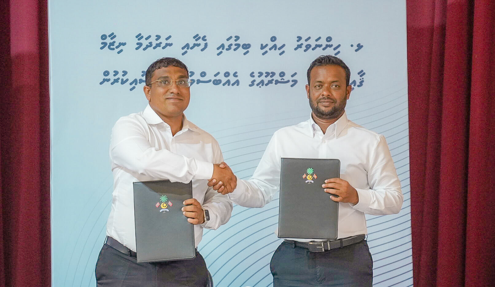 ޅ. ހިންނަވަރުގައި އަލަށް ހިއްކި ސަރަހައްދަށް ފެނާއި ނަރުދަމާ ގާއިމް ކުރުމަށް އެއްބަސްވުމެއްގައި ސޮއިކޮށްފި
