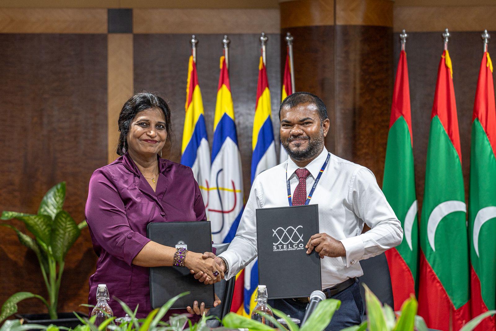 ތުލުސްދޫގައި ހުންނަ ސްޓެލްކޯގެ އެކަޑަމީގައި އެމްއެންޔޫގެ ކޯސްތައް ހިންގަން ނިންމައިފި