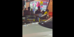 ހުޅުމާލޭގައި މަގުމައްޗަށް ވެއްޓިފައި އޮތް ބިދޭސީއަކު ހޮސްޕިޓަލަށް ގެންގޮސްފި