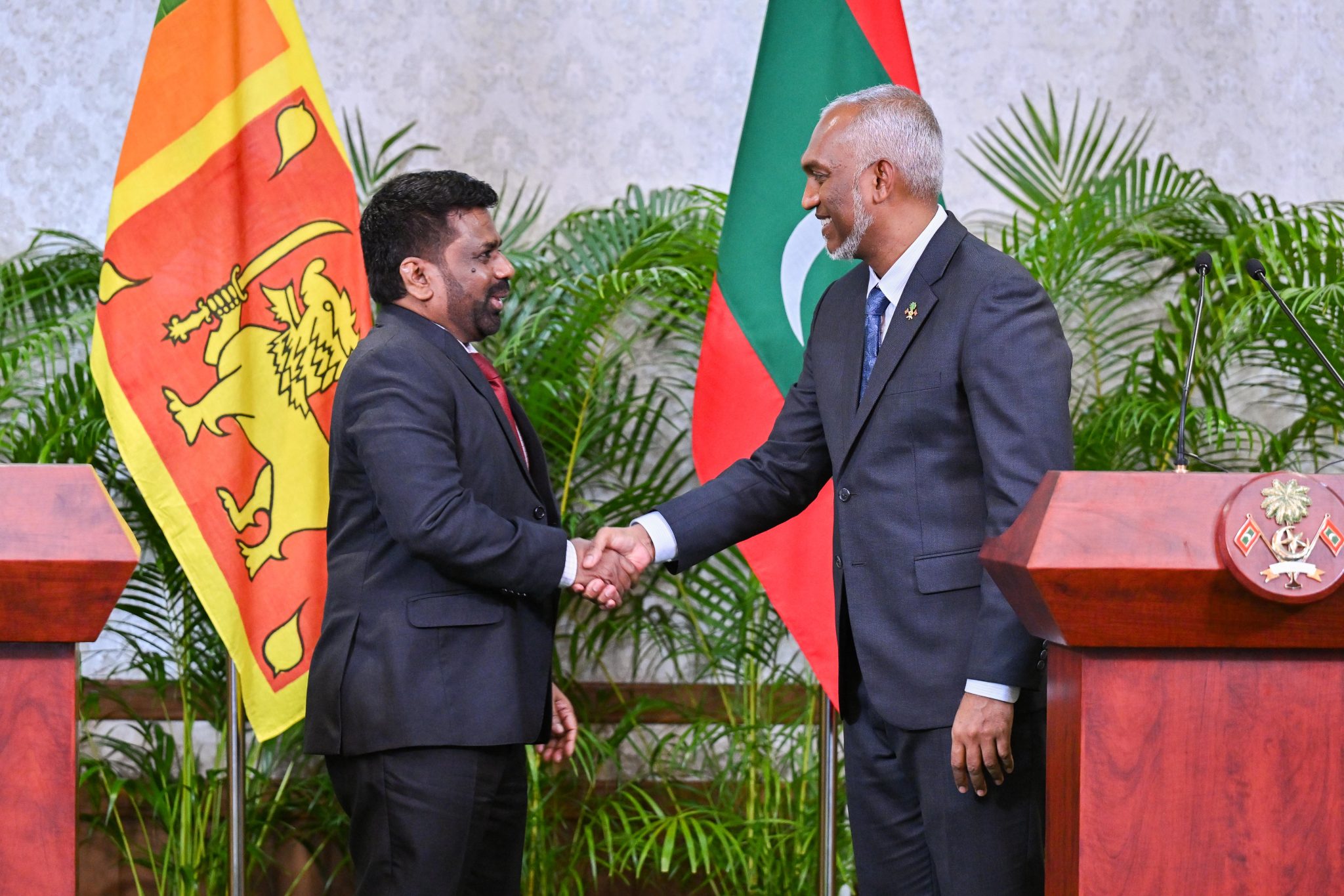 ދިވެހިންގެ އެހީތެރިކަމަށް ލަންކާގެ ރައީސް ޝުކުރު އަދާކުރައްވައިފި