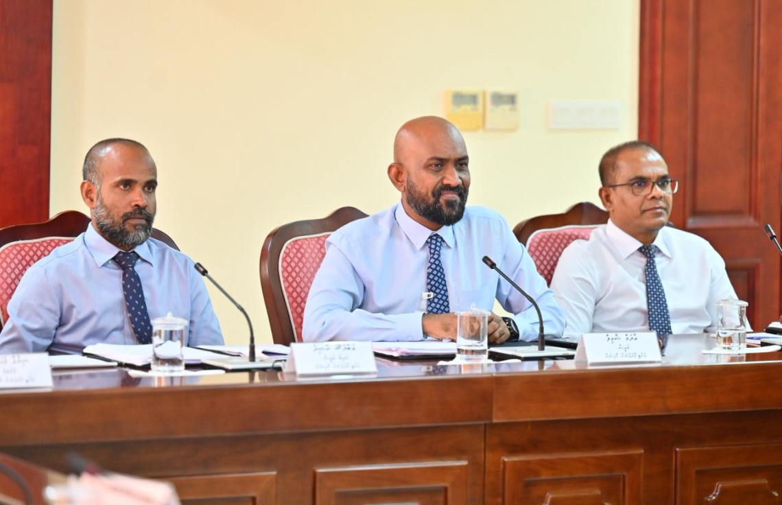 ދައުލަތަށް ގެއްލުނު ބިލިއަނަކަށްވުރެ ގިނަ ރުފިޔާ އަނބުރާ ހޯދަން ވަނީ އަންގާފަ: އޭސީސީން