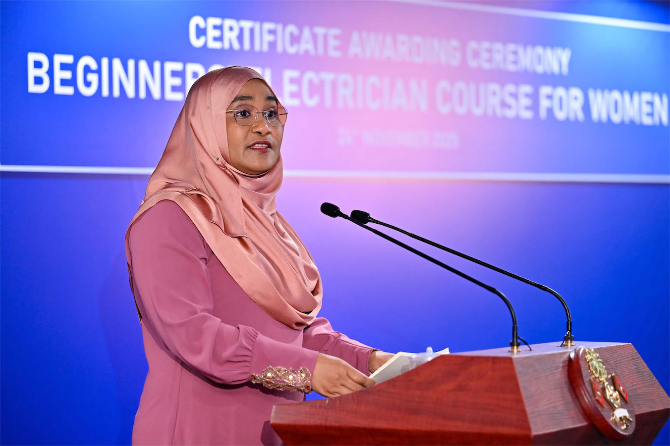 ގޭތެރޭގައި މަންމައިން ކުރާ މަސައްކަތްތަކުގެ ސަބަބުން ދަރިންގެ ކިބައިގައި އެކަމުގެ އާދައާއި ޝައުޤު އިތުރުވާނެ: މެޑަމް ސާޖިދާ