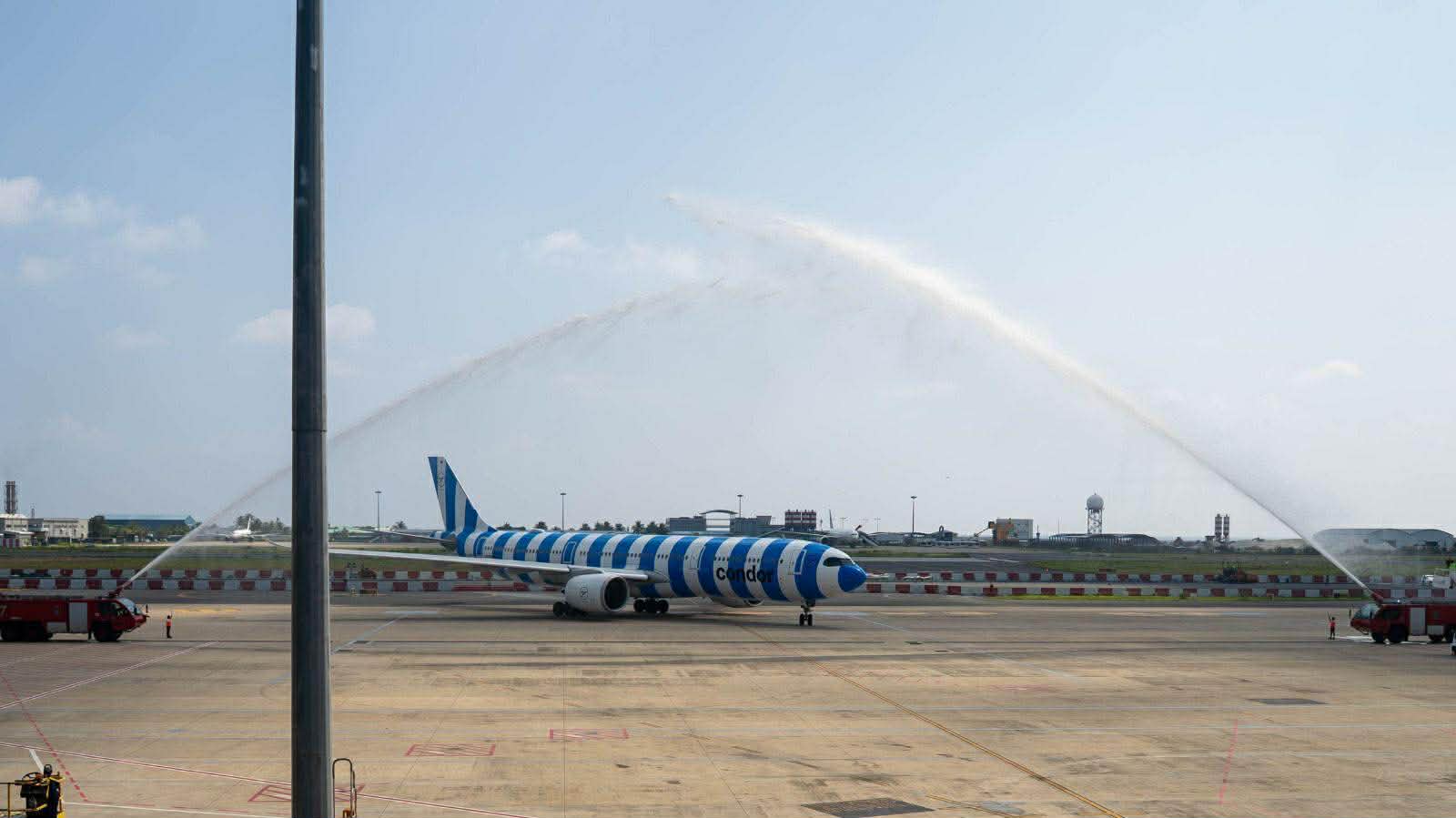 ޖަރުމަންގެ ކޮންޑޯ އާ ޓާމިނަލުން ހިދުމަތް ދޭން ފަށައިފި