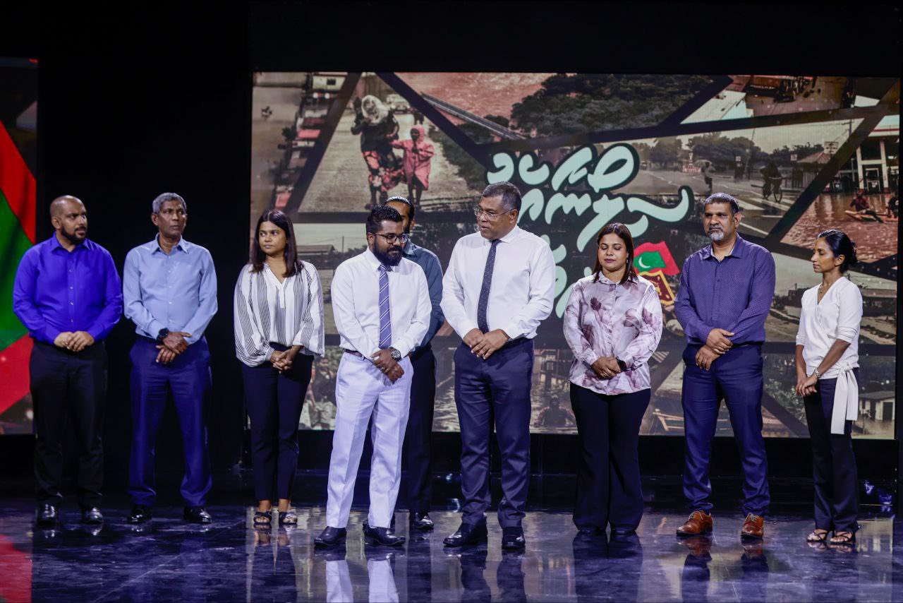 ސިލޯނާއެކު ދިވެހިން ޓެލެތޯނަށް ބީއެމްއެލްއިން 25،000 ޑޮލަރު ދީފި