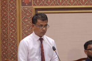 ދުންފަތުން ދުރުވާން ބޭނުންވާ ފަރާތްތަކަށް ސަރުކާރުގެ އެހީ ލިބޭނެ: ނާޒިމް