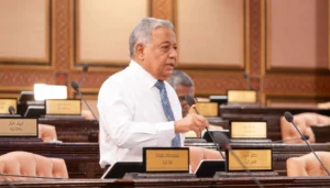 ކަންތައްތައް ރަނގަޅުކުރަން ސަރުކާރުން މަސައްކަތްކުރާތަން ބަޖެޓުން ފެނޭ: ސަލީމް