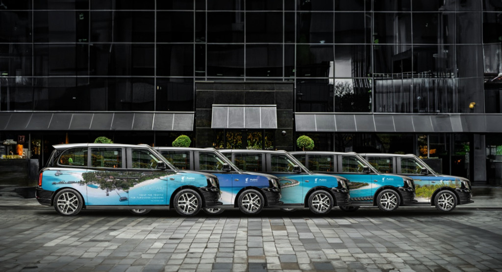 ލަންޑަންގައި ރާއްޖެ އިޝްތިހާރުކުރުމަށް 100 ޓެކްސީއަކުން ކެމްޕޭނެއް