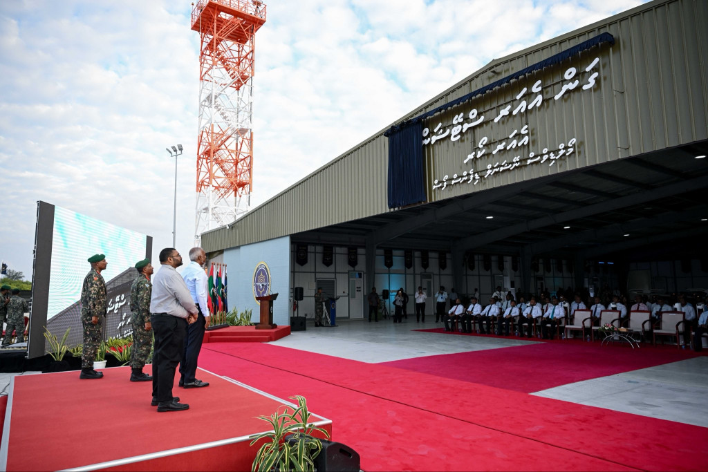 ރައީސް މުއިއްޒު ގަން އެއާ ސްޓޭޝަން ހުޅުއްވައިދެއްވައިފި