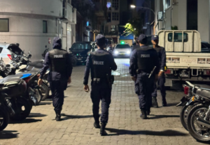 ގެވެށި އަނިޔާގެ މައްސަލައެއްގައި ކޯޓު އަމުރަކަށް ފޯނު ނުދީ، ފުލުހުންނަށް ހުރަސްއެޅި މީހަކު ހައްޔަރުކޮށްފި