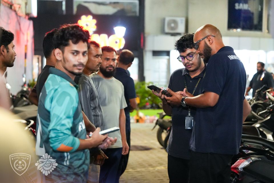 ކަރަންކާމަގުން 66 ބިދޭސީއަކު ހައްޔަރުކޮށްފި