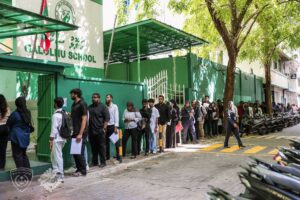 70 އިމިގްރޭޝަން އޮފިސަރު ހޯދަން ވޯކިން އިންޓަވިއު ފަށައިފި