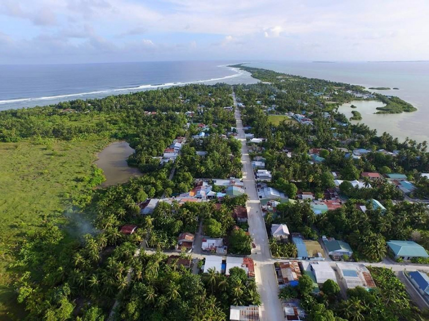 އައްޑޫގެ އިދާރީ އިހުތިސާސަށް ބަދަލު ގެންނަވައި، ހުޅުދޫ އާއި މީދޫ ވަކި ރަށްތަކެއްގެ ގޮތުގައި ކަނޑައަޅުއްވައިފި