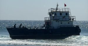 ތެޔޮ ބާޖެއް ފަރަށް އަރައިގެން ސިފައިން ހަރަކާތްތެރި ވާން ފަށައިފި