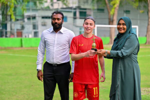 އެފް.އޭ.އެމް ވިމެންސް ލީގު 2025 ގެ ފުރަތަމަ މެޗު މެޑަމް ސާޖިދާ ޝަރަފުވެރިކޮށްދެއްވައިފި