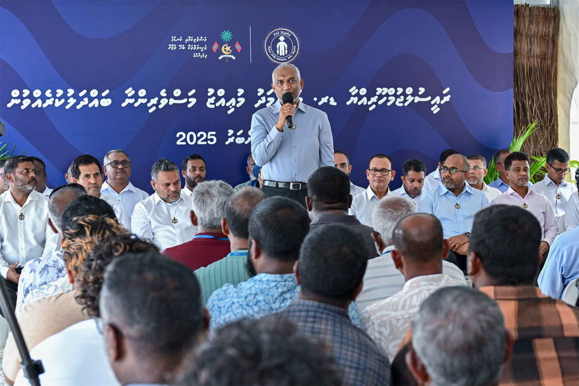 މަސްވެރި ސިނާޢަތަށް މުހިންމީ ސިނާޢަތުގައި މަސައްކަތްކުރާ ފަރާތްތަކުގެ މަޝްވަރާ: ރައީސް