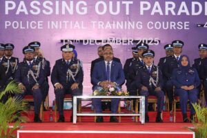 ރިޝްވަތާއި ކޮރަޕްޝަނުން ދުރުހެލިވުމަށް ހޯމް މިނިސްޓަރު ފުލުހުންނަށް އިލްތިމާސް ކުރައްވައިފި