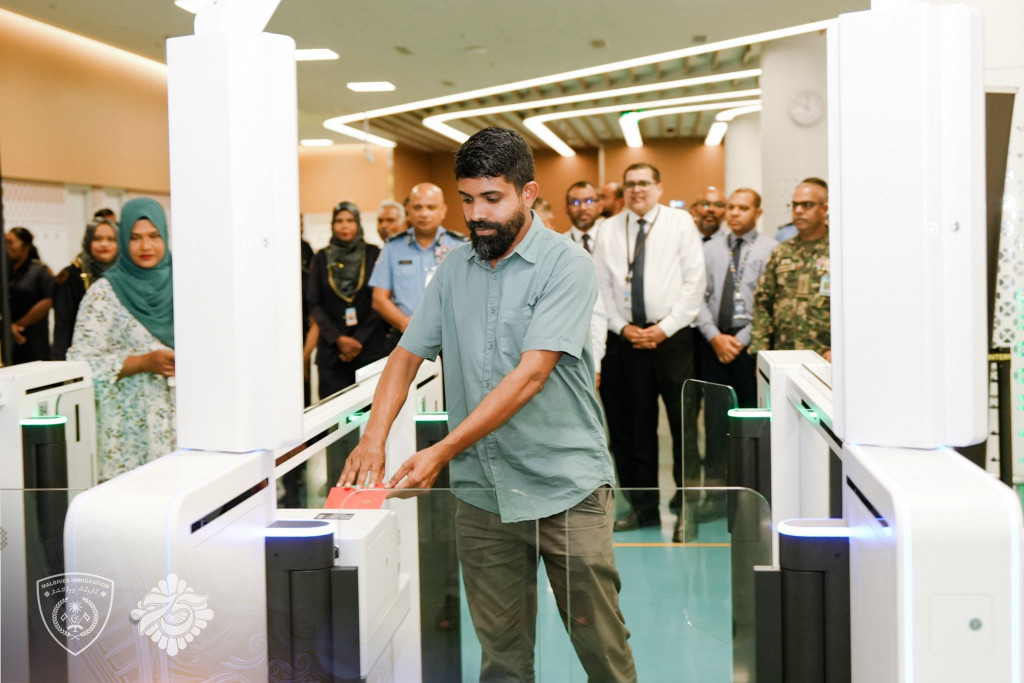 ވީއައިއޭގެ އައު ޓާމިނަލްގައި ދިވެހިންނަށް 10 އީ-ގޭޓު ހުޅުވައިފި