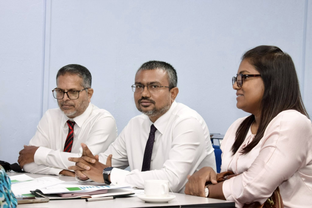 57 މީޑިއާއަކުން ދައުލަތުގެ މާލީ އެހީއަށް ކުރިމަތިލައިފި، ޝަރުތު ހަމަވީ 41 މީޑިއާއެއް