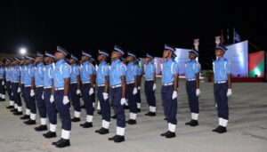 17،000 ރުފިޔާގެ މުސާރައަކާއެކު ފުލުހުންގެ ވަޒީފާއަށް ކުރިމަތިލުމުގެ ފުރުސަތު އަލުން ހުޅުވާލައިފި