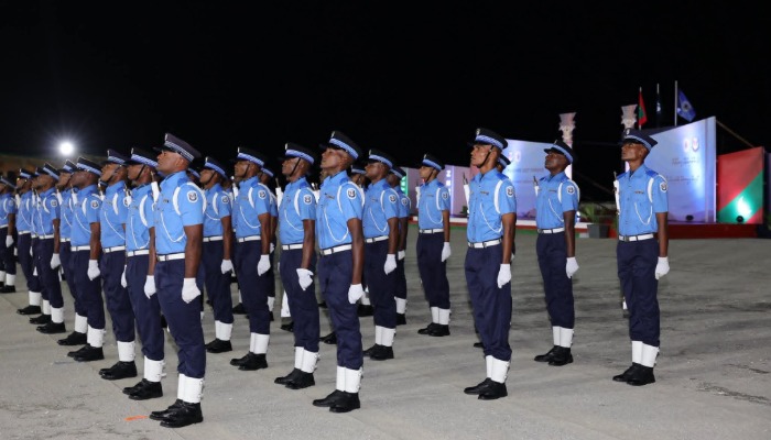 ކުޅުދުއްފުށްޓާއި ތިނަދޫން ސްޕެޝަލް ކޮންސްޓަބަލުންގެ ވަޒީފާއަށް ހުޅުވާލައިފި