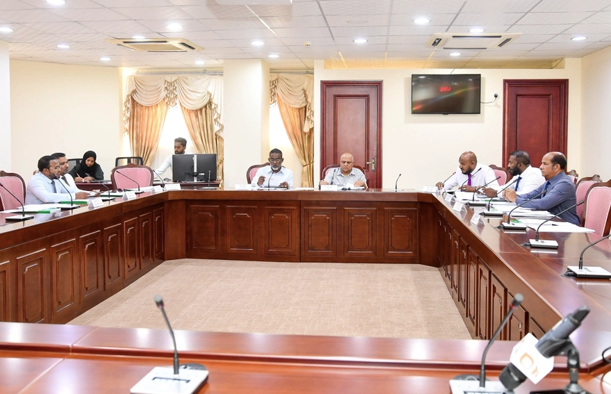 ރިޔާސީ އިންތިހާބާއި މަޖިލިސް އިންތިހާބު އެއްކޮށްލުމާ ގުޅޭގޮތުން ސިޔާސީ ޕާޓީތަކުގެ ލަފާ ހޯދަނީ