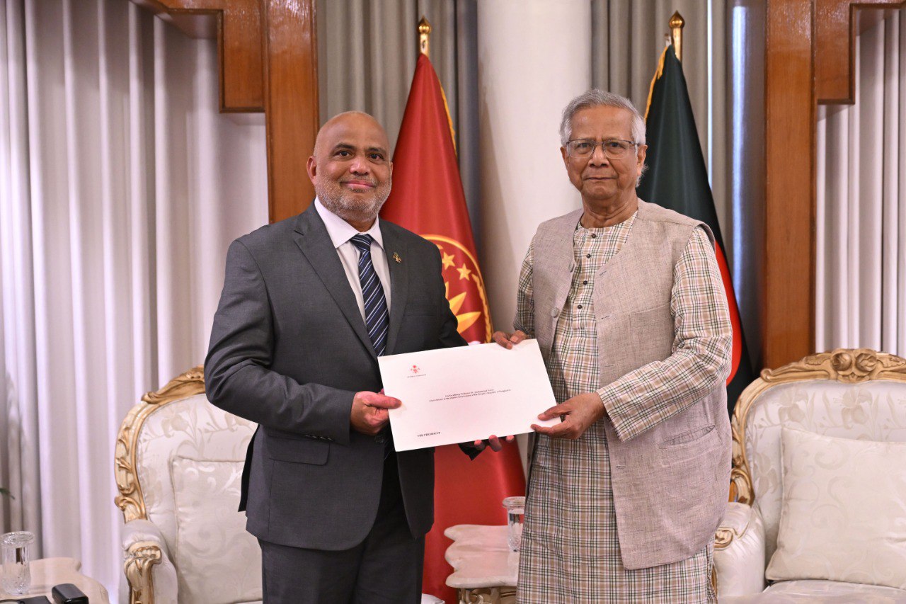 ހައިދަރު ބަންގްލަދޭޝްގެ ޗީފް އެޑްވައިޒަރުގެ އަރިހަށް އިހްތިރާމްގެ ޒިޔާރަތެއް ކުރައްވައިފި
