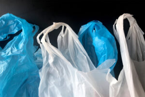 ޕްލާސްޓިކް ކޮތަޅުން ދައުލަތަށް ލިބުނު އާމްދަނީ 35 އިންސައްތަ ދަށަށް: މީރާއަށް ލިބުނީ 5.9 މިލިއަން