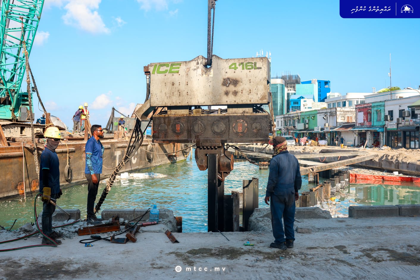 ބޮޑުތަކުރުފާނު މަގުގެ "ބާޒާރުމަތީ" ސަރަހައްދު ފުޅާކުރުން: ޝީޓްޕައިލިންގެ މަސައްކަތް އެއްކޮށް ނިންމާލައިފި