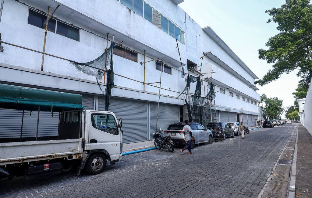 މާފަންނު ސްޓޭޑިއަމް ސަރަހައްދުގައިވާ ބިންތައް ހުސްކުރަން އެފްއޭއެމުން އިތުރު މުހުލަތެއް ދީފި