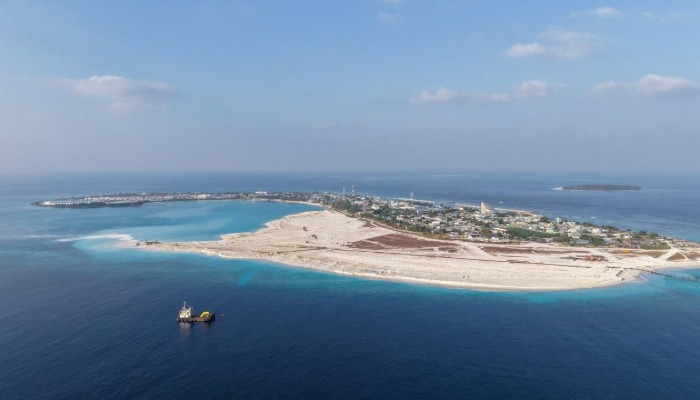 ދިއްދޫ އެއާޕޯޓު މަޝްރޫއު: 5 ދުވަހުގެ ތެރޭގައި 21 ހެކްޓަރު ހިއްކައި، މަސައްކަތް ހަލުވިކަމާއެކު ކުރިއަށް