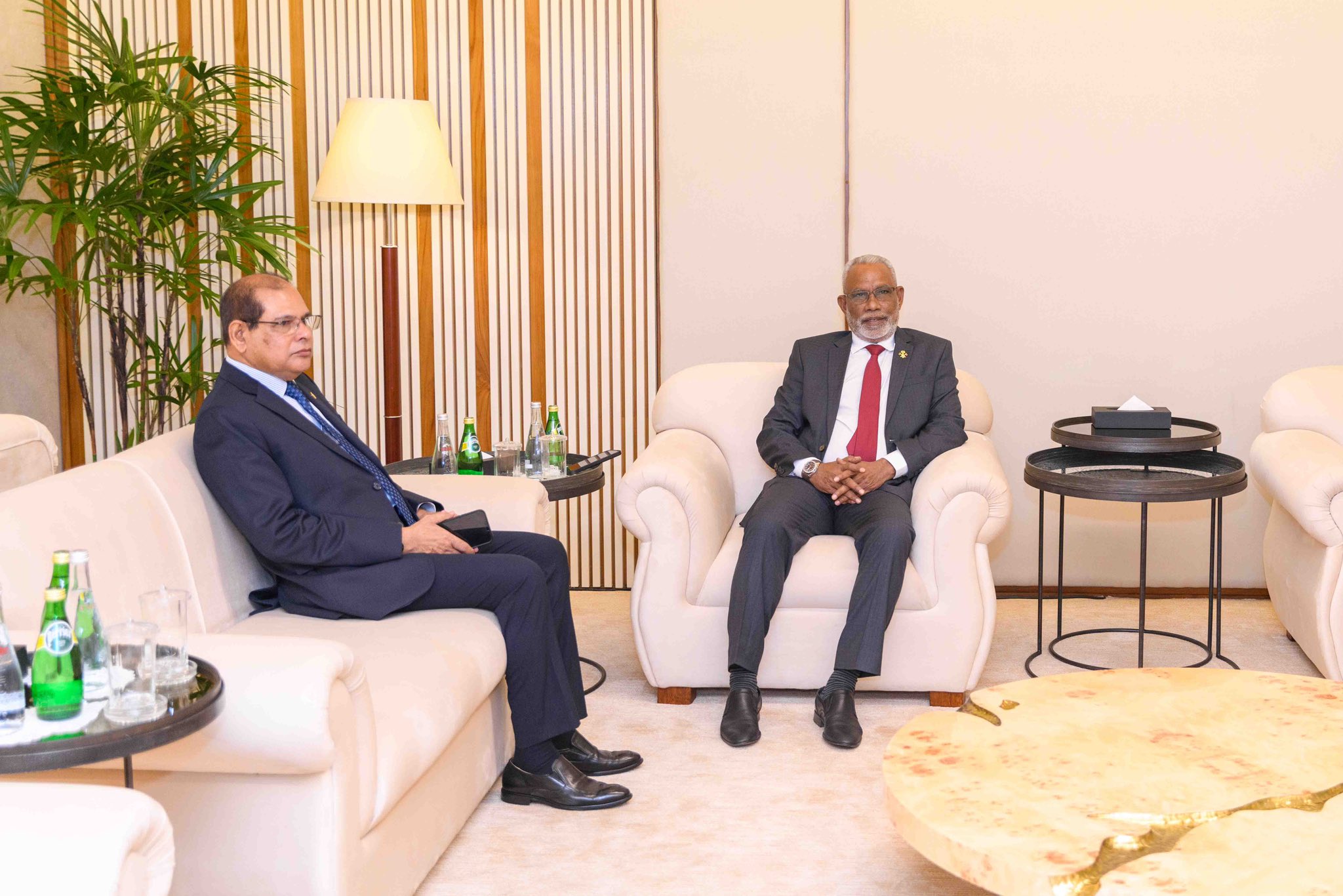 މަޖިލިސް ރައީސްގެ އިންޑިއާ ދަތުރުފުޅު ނިންމަވާލައްވައިފި