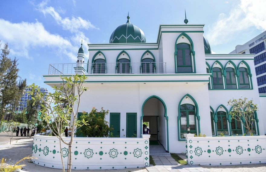 ހުޅުމާލޭގެ މިސްކިތްތައް ކައިރީ ގިނަ ދުވަސްވެފައިވާ އުޅަނދުތައް ނަގަން ފުލުހުން އަންގައިފި