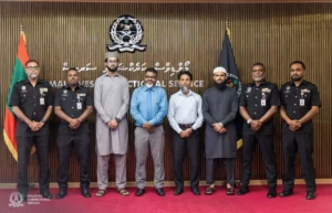 އަލަށް ޖަލުތަކުގައި ރަސްމީކޮށް ތަރާވީސް ނަމާދުކުރަން ފަށަނީ