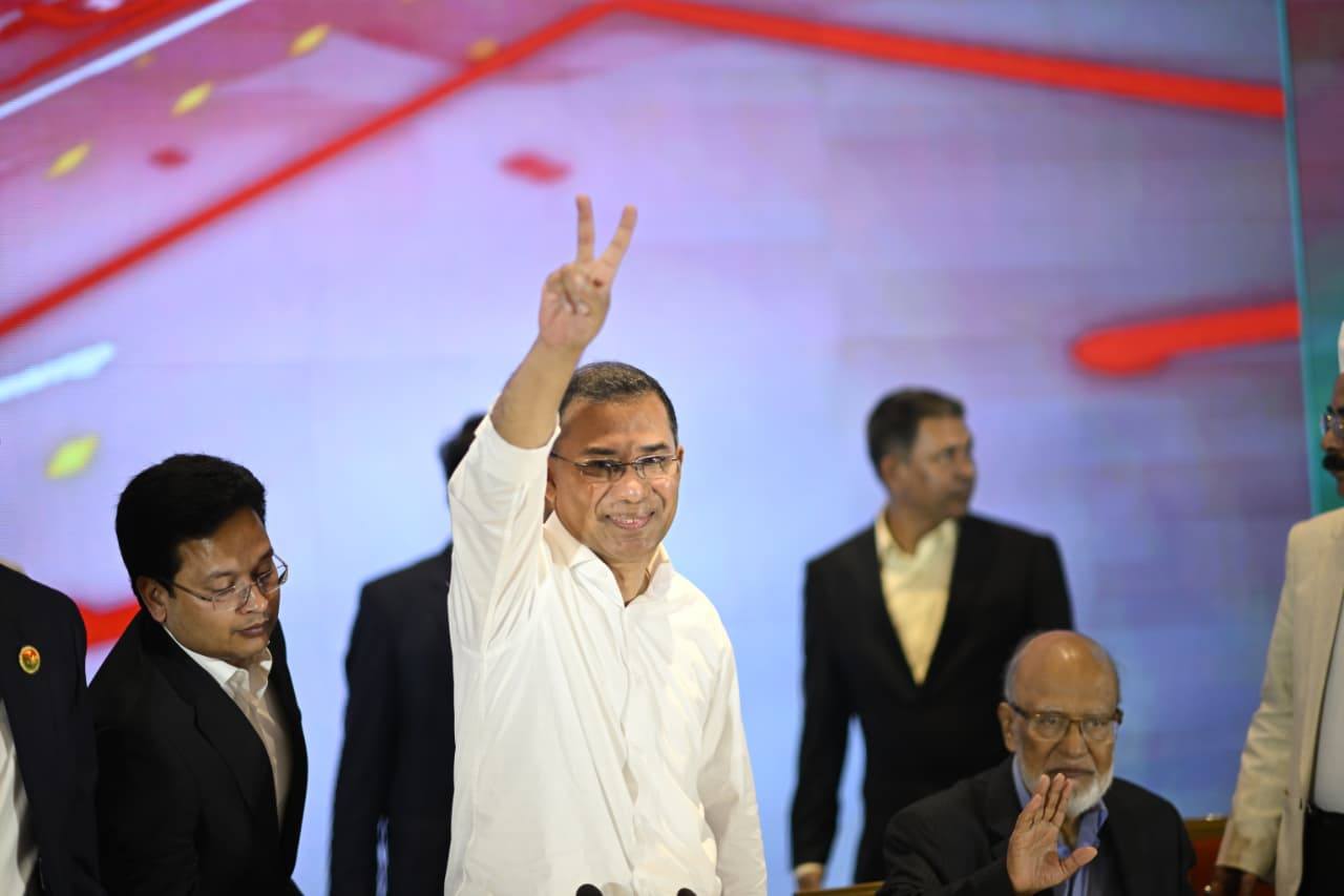 ބަންގްލަދޭޝްގެ އާ ބޮޑުވަޒީރު ހުވާކުރައްވާ ރަސްމިއްޔާތަށް ރާއްޖެ ހިމެނޭހެން 13 ގައުމަކަށް ދައުވަތު ދީފި