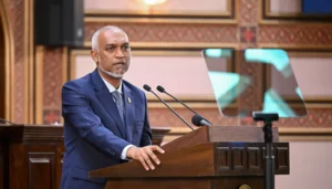 އައްޑޫ ވިޔަފާރި ހަބަކަށް ހަދައި، ޓެކުހާއި ކުލި ނުނަގާ ގޮތަށް އިންވެސްޓްމަންޓަށް ހުޅުވާނަން: ރައީސް