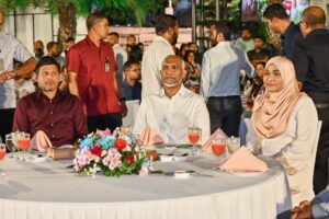 ލާމަރުކަޒީ ނިޒާމު އެންމެ ރަނގަޅަށް ހިންގޭނީ ޕީއެންސީއަށް: ރައީސް