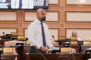ވަތަނީ ޚިދުމަތަށް ޤާނޫނީ ބާރުވެރިކަން ދިނުމަށް މަޖިލީހަށް ބިލެއް ހުށަހަޅައިފި