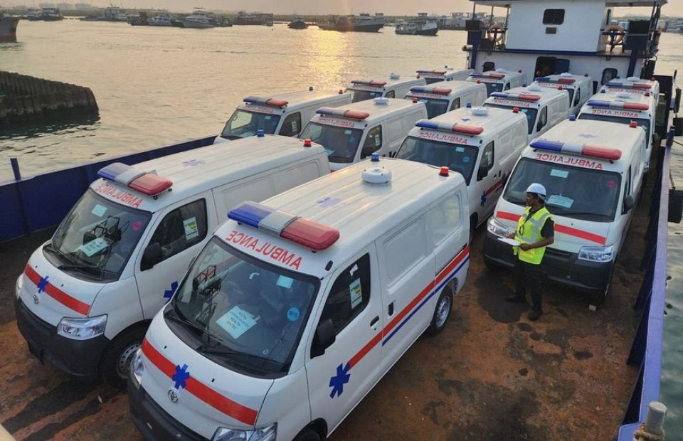 އަތޮޅުތެރޭގެ 56 ރަށަކަށް އެމްޕީއެލް އިން އެމްބިއުލާންސް ފޯރުކޮށްދީ ނިންމާލައިފި