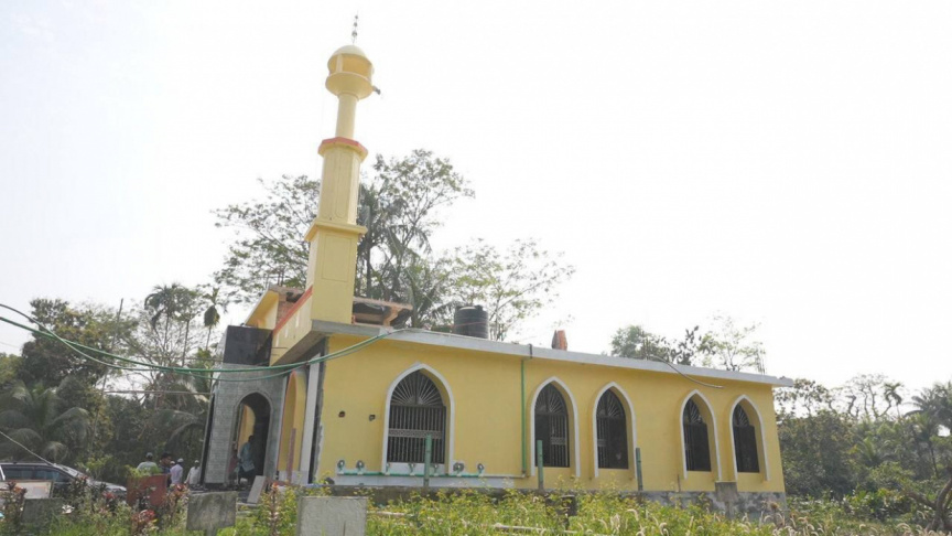 ޝައިޚް ފަރީދުގެ ހަނދާނުގައި ބަންގްލަދޭޝްގައި ބިނާކުރި މިސްކިތް ދަރިކަލުން ހުޅުއްވައިދެއްވައިފި