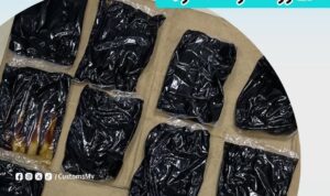 ކަނޑުމަގުން ގެނައި 29 މިލިއަން ރުފިޔާގެ މަސްތުވާތަކެތި ކަސްޓަމްސް އިން އަތުލައިގެންފި