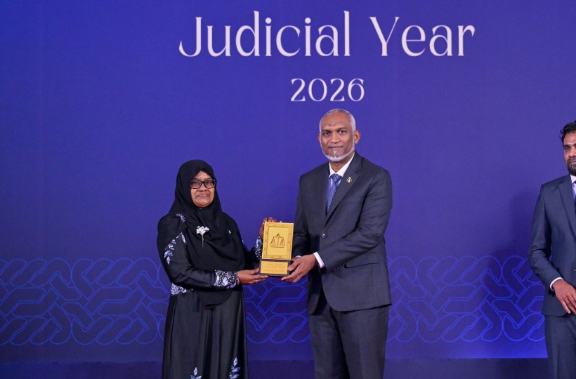 ޝަރުއީ ދާއިރާގައި ގިނަ ދުވަހު ޚިދުމަތްކުރެއްވި ބޭފުޅުންގެ އަގު ވަޒަންކޮށްފި