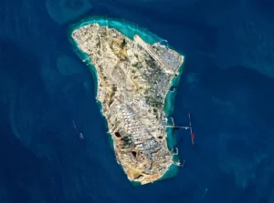 މަޝްވަރާތައް ނާކާމިޔާބުވެއްޖެނަމަ އީރާނުގެ ޚާރްޖް އައިލެންޑް އެމެރިކާގެ ބާރުގެ ދަށަށް ގެންދާނެކަމުގެ އިންޒާރު