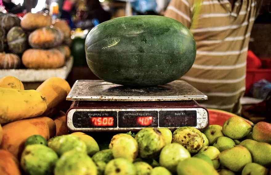 މާލޭ ބާޒާރުގައި ދިވެހި ކަރާގެ އަގު އުފުލިއްޖެ